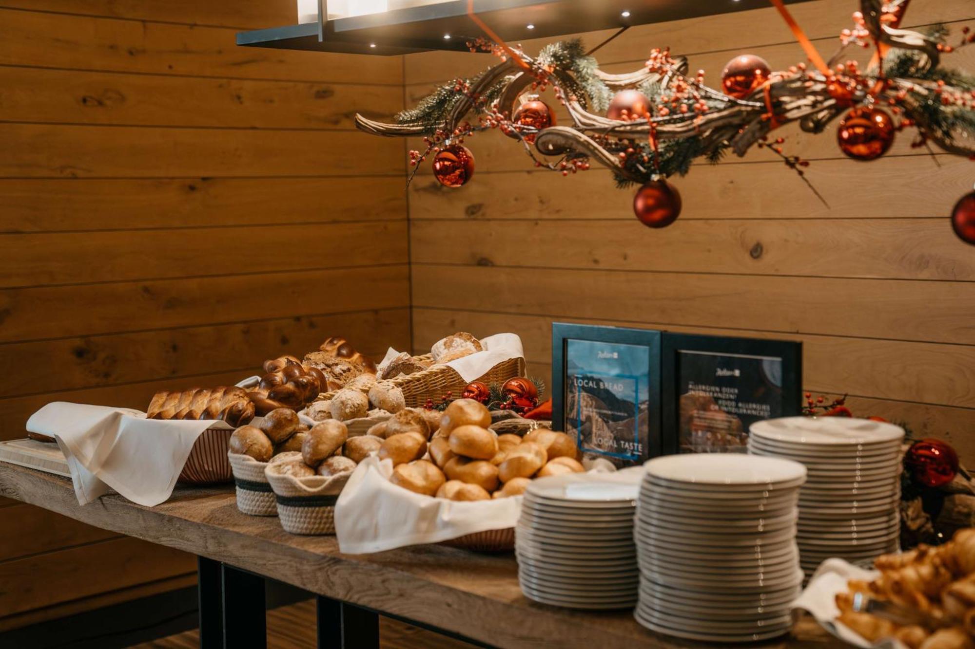Radisson Blu Hotel Reussen, Andermatt Ngoại thất bức ảnh